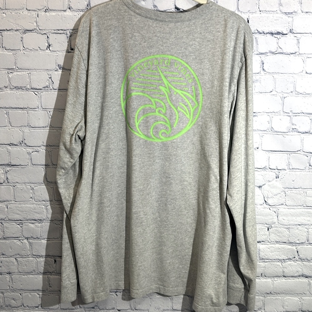 Vineyard Vines Sailfish Long Sleeve Tee (XL)